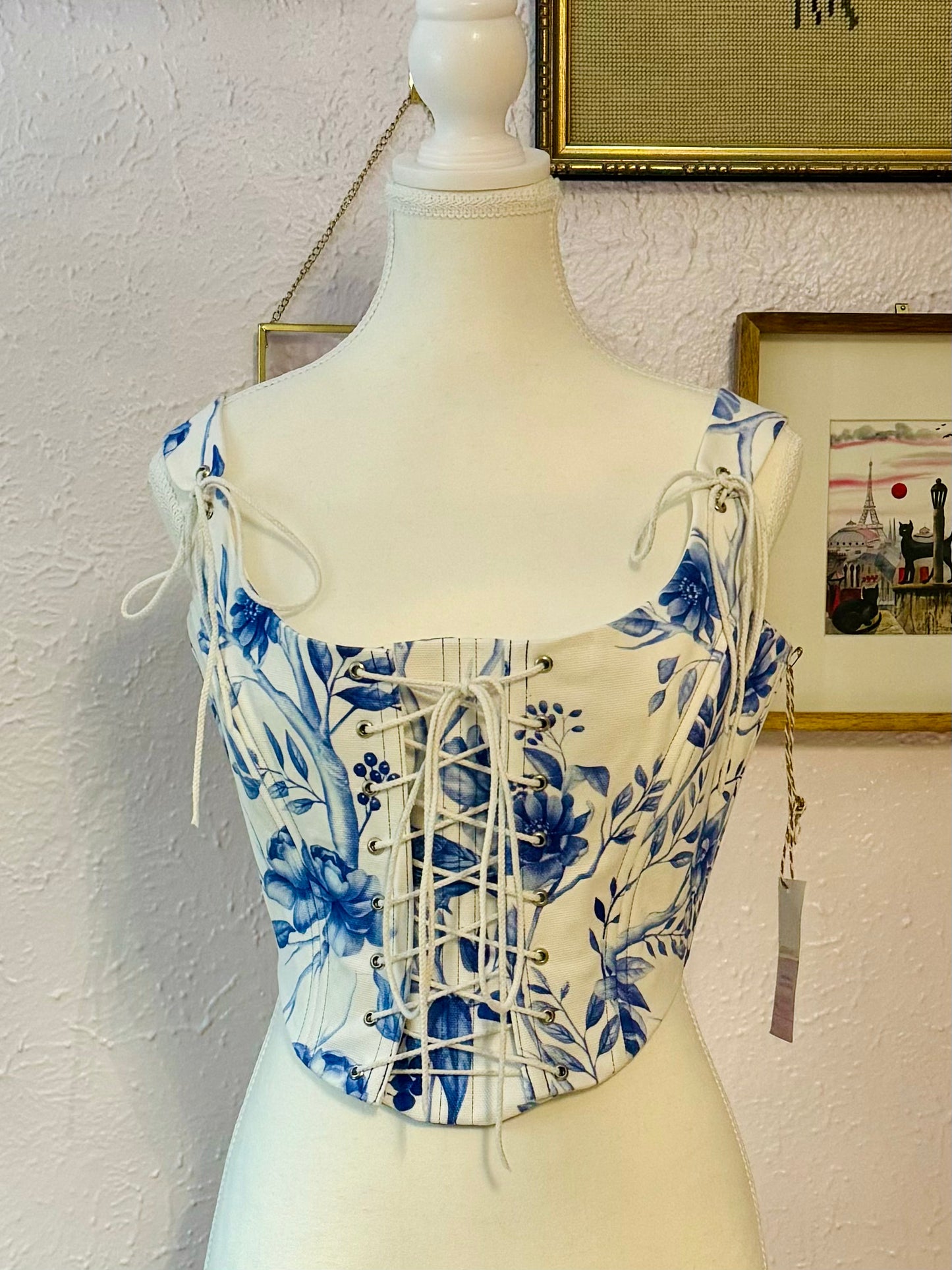 Front Lace Corset in Toile de Ville